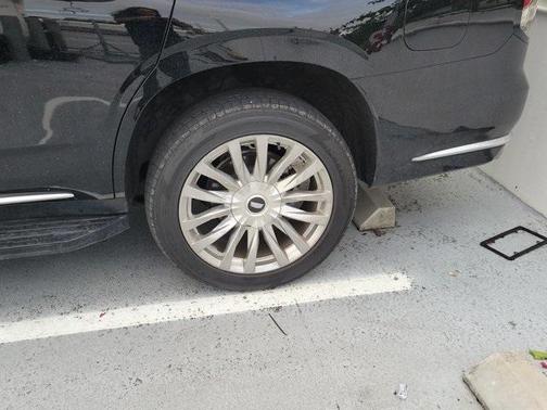 2022 Cadillac Escalade Premium Luxury