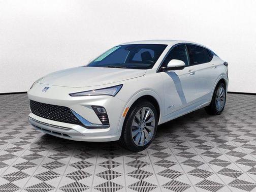 White Frost Tricoat 2024 Buick Envista Avenir FWD