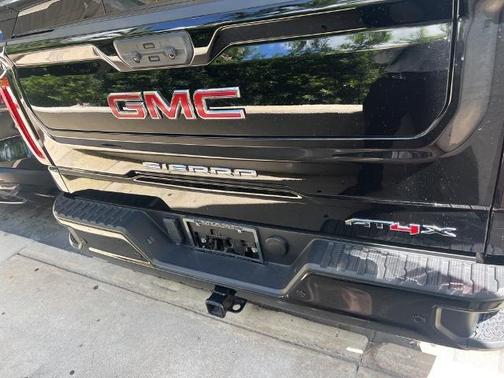 2022 GMC Sierra 1500 AT4X
