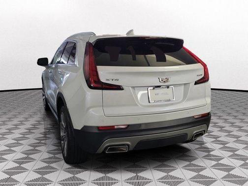 Crystal White Tricoat 2023 Cadillac XT4 Premium Luxury