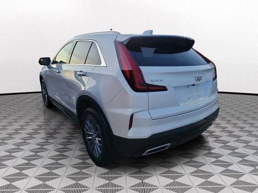 Crystal White Tricoat 2024 Cadillac XT4 Premium Luxury
