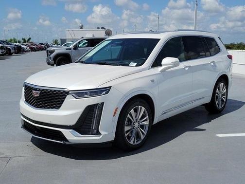 2023 Cadillac XT6 Premium Luxury FWD