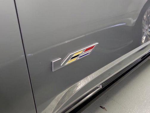 Argent Silver Metallic 2024 Cadillac Escalade ESV V-Series