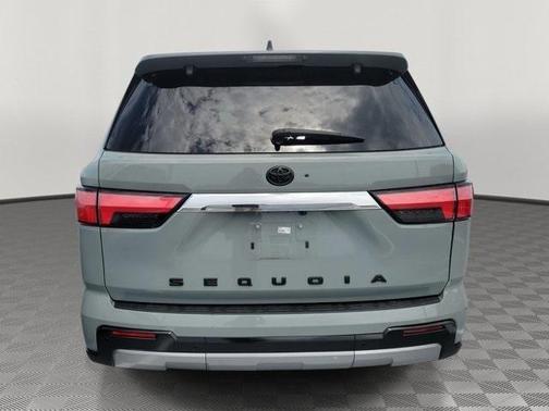 2024 Toyota Sequoia SR5