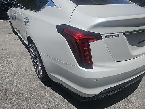 2023 Cadillac CT5 Premium Luxury RWD