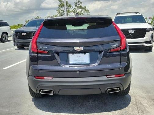 2023 Cadillac XT4 Luxury