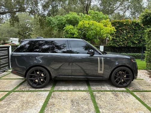 2023 Land Rover Range Rover P530 SE