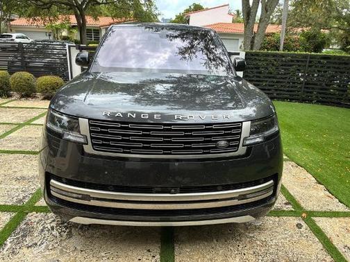 2023 Land Rover Range Rover P530 SE