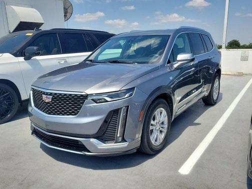 2022 Cadillac XT6 Luxury FWD