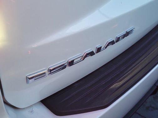 Crystal White Tricoat 2023 Cadillac Escalade ESV Premium Luxury Platinum