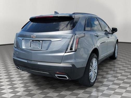 2022 Cadillac XT5 Sport