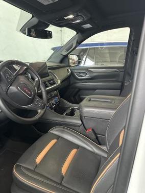 2023 GMC Yukon 4WD AT4