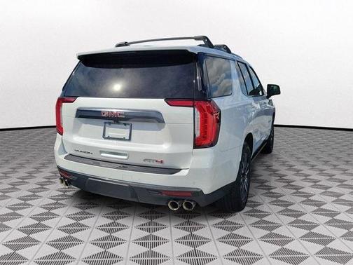 2023 GMC Yukon 4WD AT4