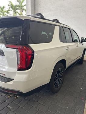 2023 GMC Yukon 4WD AT4