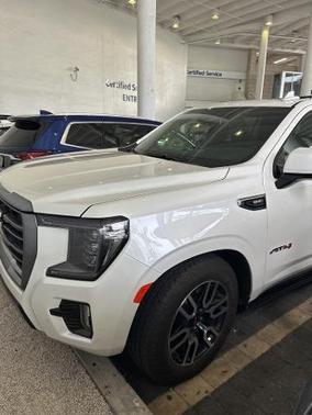 2023 GMC Yukon 4WD AT4