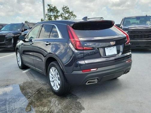 2022 Cadillac XT4 Luxury