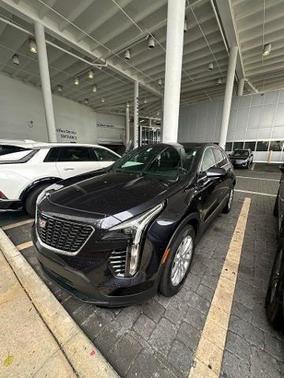 2022 Cadillac XT4 Luxury