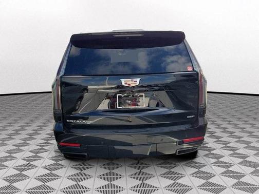 2025 Cadillac Escalade Sport Platinum