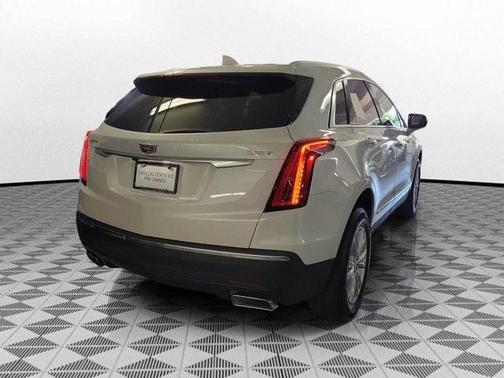 2024 Cadillac XT5 Luxury