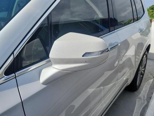 2024 Cadillac XT6 Premium Luxury FWD