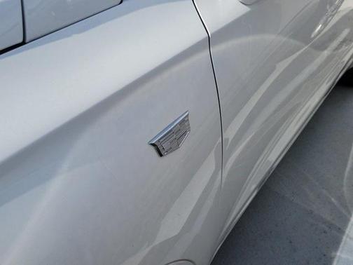 2024 Cadillac XT6 Premium Luxury FWD