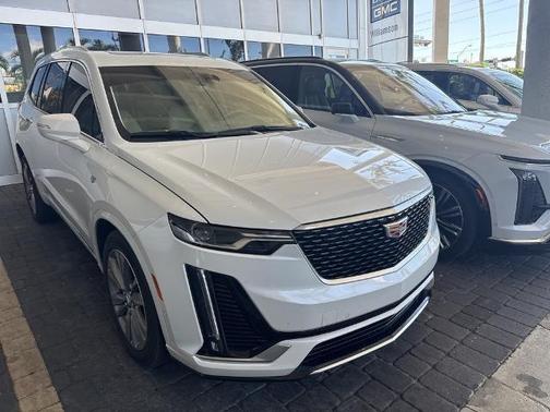 2024 Cadillac XT6 Premium Luxury FWD