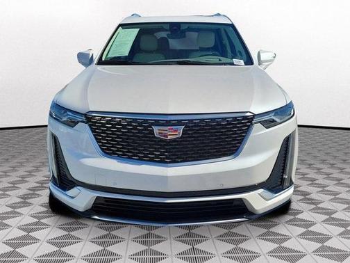 2024 Cadillac XT6 Premium Luxury FWD