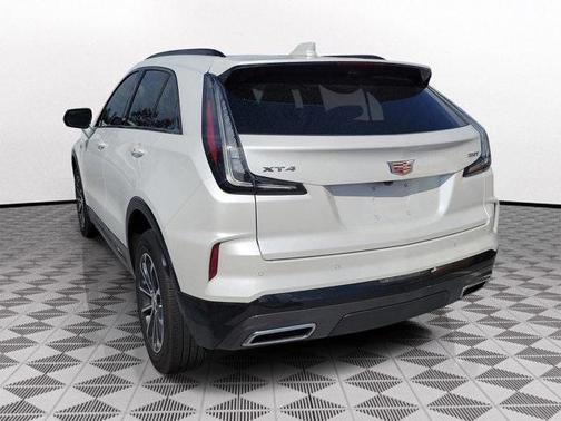 2025 Cadillac XT4 Sport
