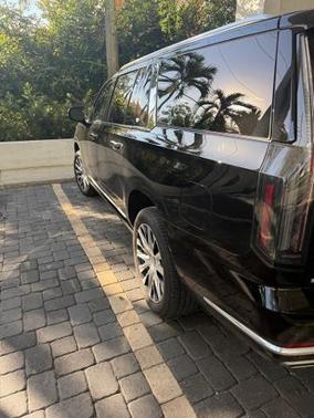 2025 Cadillac Escalade ESV Premium Luxury Platinum