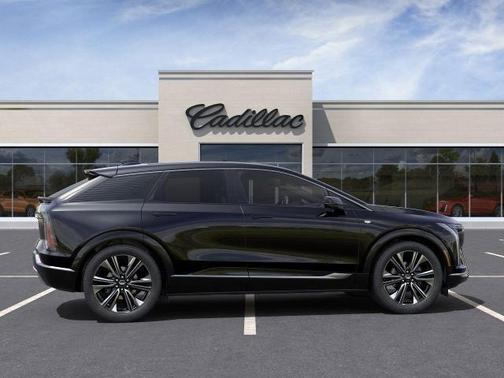 2025 Cadillac OPTIQ Luxury 2 AWD