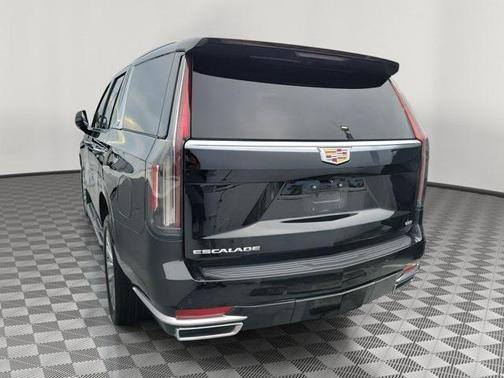 2023 Cadillac Escalade Luxury