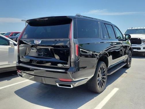 2023 Cadillac Escalade ESV Premium Luxury