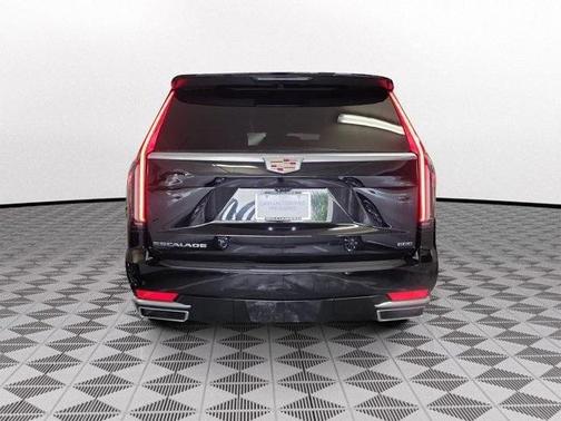 2022 Cadillac Escalade ESV Premium Luxury