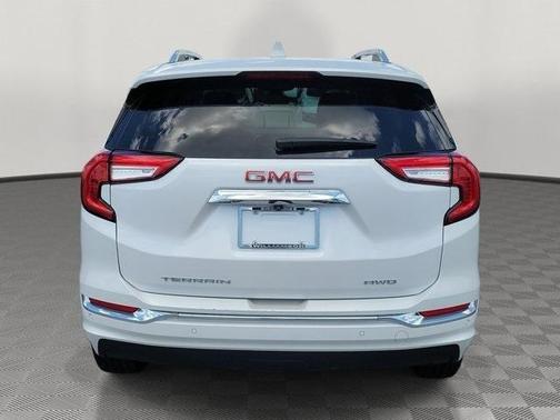 2022 GMC Terrain Denali