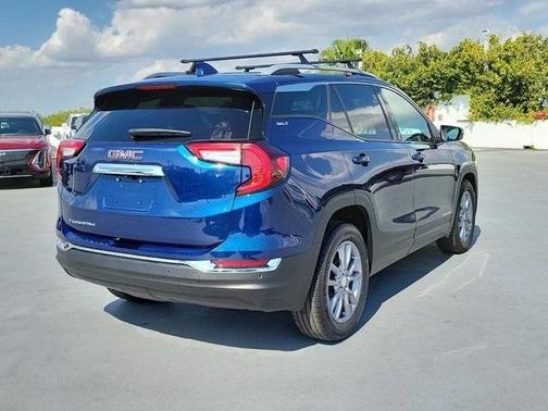2022 GMC Terrain SLT