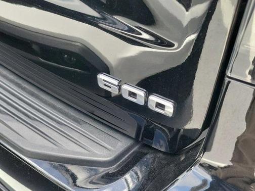 2022 Cadillac Escalade Luxury
