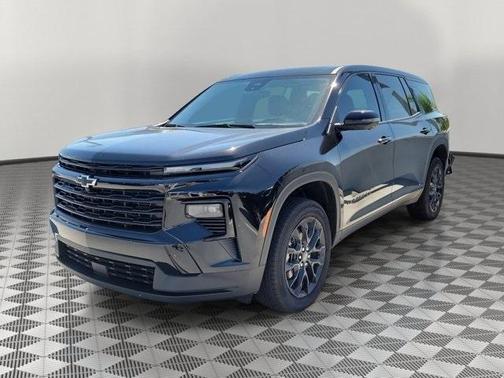 2024 Chevrolet Traverse LS
