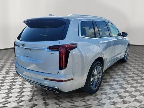 2022 Cadillac XT6 Premium Luxury FWD