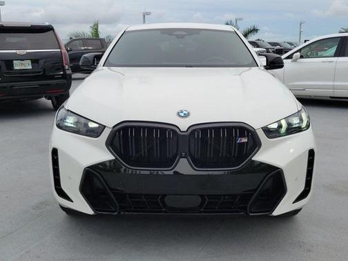 2024 BMW X6 M60i