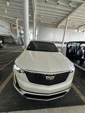 2021 Cadillac XT6 Premium Luxury FWD