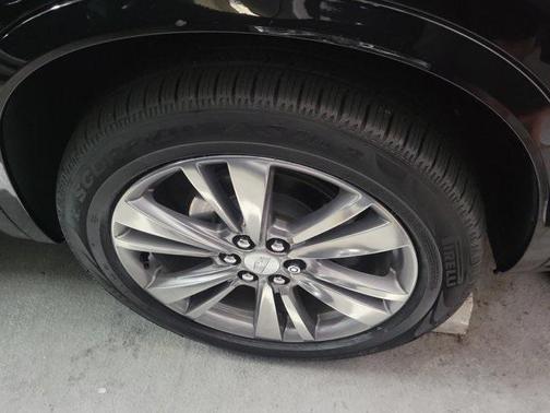 2022 Cadillac XT6 Premium Luxury FWD