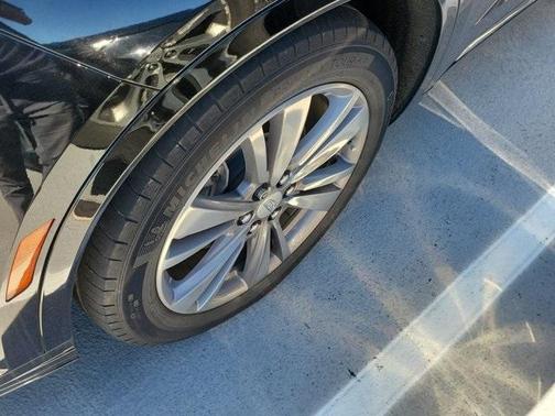 2022 Cadillac XT6 Premium Luxury FWD