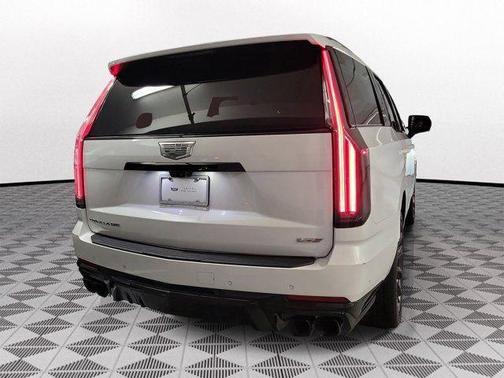 Crystal White Tricoat 2025 Cadillac Escalade V-Series