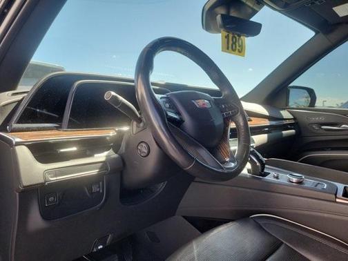 2022 Cadillac Escalade ESV Premium Luxury