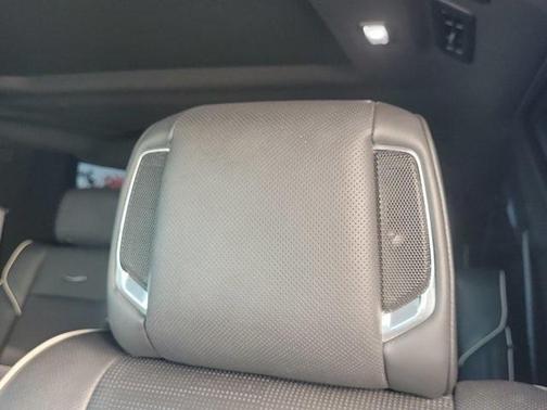 2022 Cadillac Escalade ESV Premium Luxury