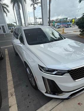2024 Cadillac XT6 Premium Luxury FWD