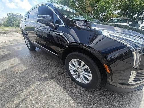 2022 Cadillac XT5 Luxury