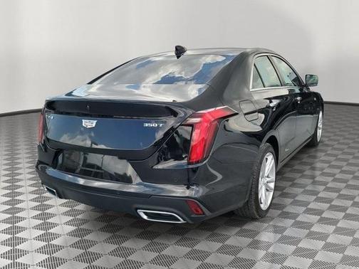 2024 Cadillac CT4 Luxury