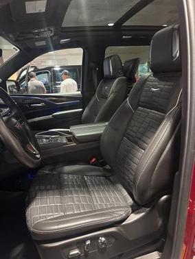 2023 Cadillac Escalade ESV Sport Platinum