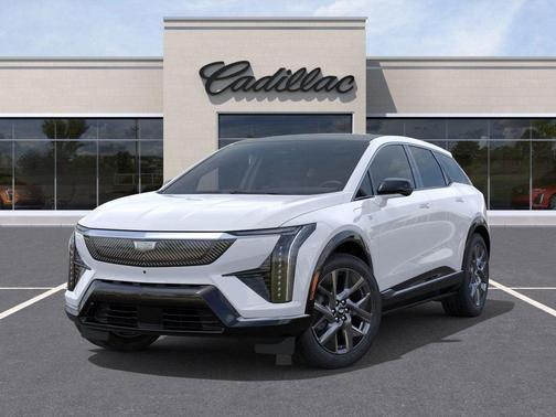 Vibrant White Tricoat 2026 Cadillac OPTIQ Premium Luxury